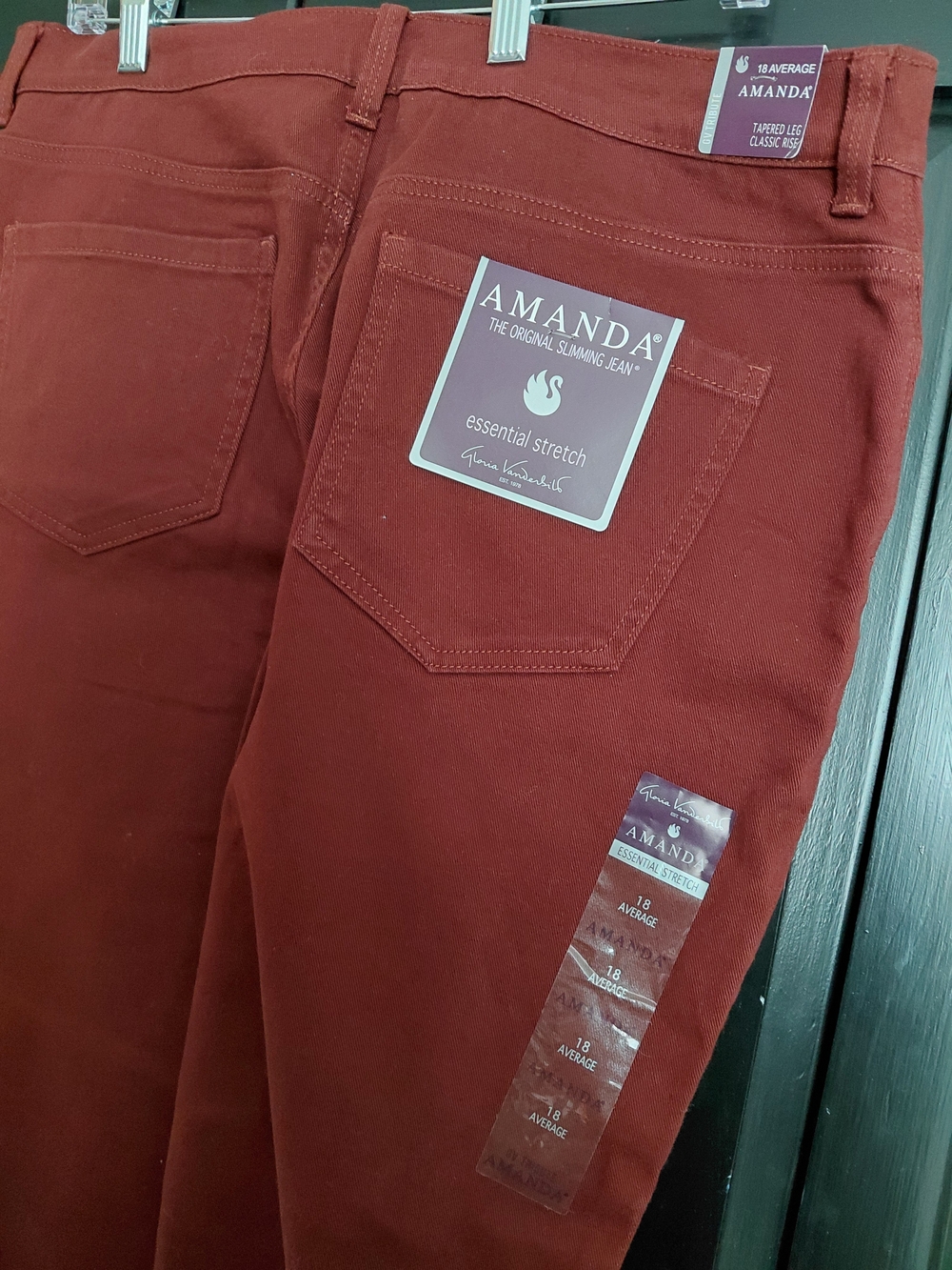 Gloria Vanderbilt Amanda Straight Leg Jeans in Brick Red